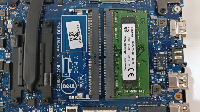 Обзор Dell Inspiron 15 5570 (Core i7-8550U, AMD Radeon 530)