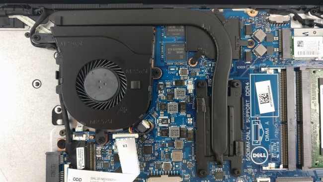 Обзор Dell Inspiron 15 5570 (Core i7-8550U, AMD Radeon 530)