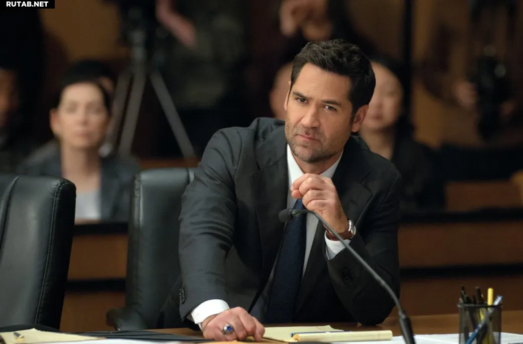 Галерея Четвёртый сезон шоу «Линкольн для адвоката» получил дату премьеры и первые кадры - 8 фото