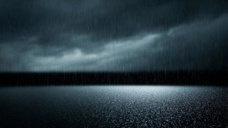 Новосибирск затопило: ливень вызвал транспортный коллапс и взлет цен на такси