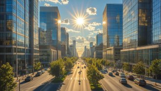 В Сочи туристы жарят яичницу на раскаленных уличных поверхностях