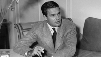 Умер культовый французский актер Луи Журдан