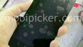 «Шпионские фото» смартфона Moto X 2016