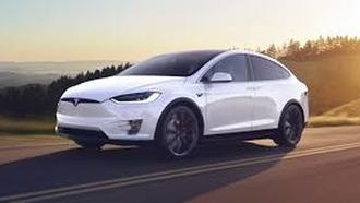 Новую Tesla взломали за несколько минут