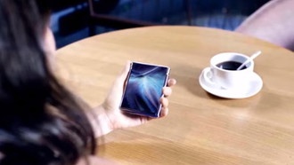 TCL анонсировала новый растягиваемый планшет