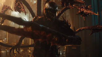 В новом трейлере «Венома» Карнаж выглядит действительно устрашающе