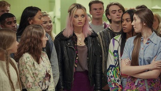 Список лучших сериалов про школу