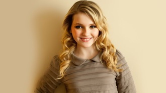 Эбигейл Бреслин снимется в драме Мишель Дэннер про жертву насилия