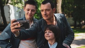 Фильмы и сериалы, которые стоит посмотреть в марте 2023 года