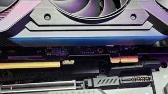 Бескабельный разъем питания графического процессора ASUS обеспечивает мощность до 600 Вт