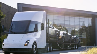 Первые Tesla Cybertruck поступят к покупателям до конца ноября