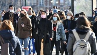 Исследования показывают, что люди склонны скрывать свое заразное заболевание, находясь рядом с другими