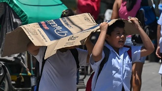 Сотни филиппинских школ приостановили занятия из-за жары