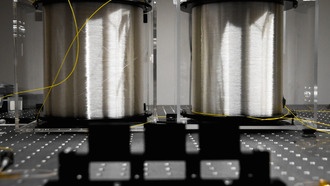 Ученые выполнили передачу с квантовым шифрованием на расстоянии 100 километров