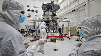 НАСА представило зонд, направляющийся к спутнику Юпитера, на котором возможна жизнь