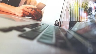 Поставки ноутбуков выросли в марте на 44 %, но это не помогло квартальным индикаторам