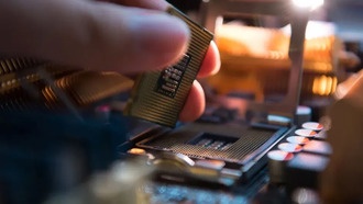 Nvidia обвинила Intel в ошибках видеопамяти