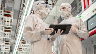 Склонность к смене работы у сотрудников полупроводниковой индустрии США