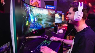 Аналитики говорят, что в этом году будет продано 1,34 миллиона единиц OLED-мониторов