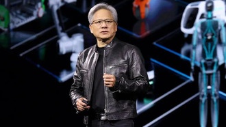 Дженсен Хуанг будет получать на 60% больше — его зарплата составит 34 миллиона долларов в год