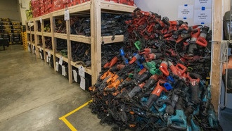 Украденные инструменты на сумму 5 миллионов долларов были найдены благодаря Apple AirTag