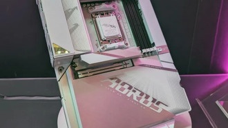 Gigabyte представила материнку B650E Aorus Stealth ICE для процессоров AMD с сокетом AM5