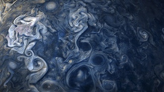 Снимки НАСА: циклоны на Юпитере похожи на земные