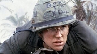 Amazon цензурировал каску из «Цельнометаллической оболочки»