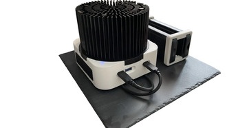 Моддер создаёт безвентиляторный мини-ПК с питанием по USB4