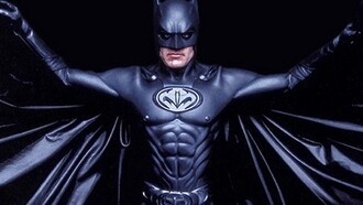 Тим Бёртон недоволен сосками на костюме Бэтмена в фильме «Бэтмен навсегда»