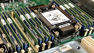 Intel планирует прекратить выпуск модулей памяти Optane 200-й серии