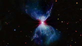 NASA Webb заснял небесный фейерверк вокруг формирующейся звезды