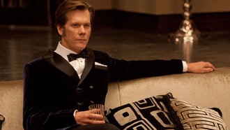 Известные актёры Кевин Бейкон и Гленн Хауэртон присоединятся к Джулианне Мур в новом шоу «Сирены» от Netflix