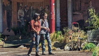 Опубликованы фотографии со съёмочной площадки второго сезона шоу «Одни из нас»