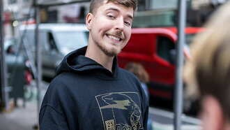 В следующем видео MrBeast за 1 миллион долларов безумный актерский состав