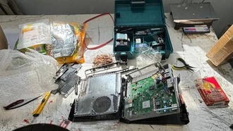 Таможенники нашли в посылке из Таиланда игровую приставку с марихуаной