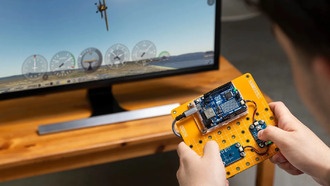 Arduino начинает продавать новый комплект Plug and Make для новичков в электронике