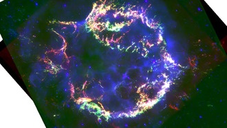 Уэбб представляет потрясающие структуры выбросов и CO в молодой сверхновой Кассиопеи А