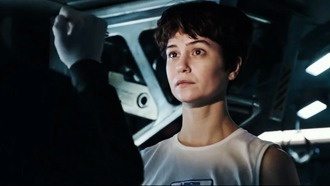 Кэтрин Уотерстон сыграет с Майклом Фассбендером в шоу «Агентство»