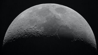 Ученые выяснили происхождение разреженной атмосферы Луны