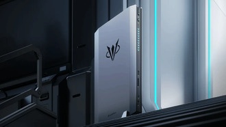 Игровой мини-ПК выглядит как ноутбук без экрана