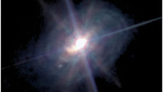 JWST раскрывает структуру пыли возле сверхмассивной черной дыры