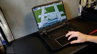 Энтузиаст-сделай сам собрал игровой ноутбук, используя только детали настольного ПК