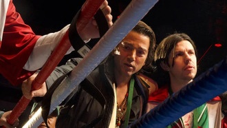 Опубликованы первые кадры нового сериала с Диего Луной