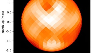 Новый вид Полярной звезды демонстрирует пятнистую поверхность