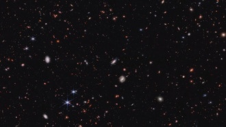 Исследование показало, что ранние галактики не были такими массивными, как считалось изначально