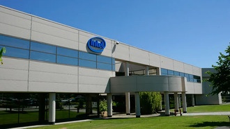 Intel может выделить производственное подразделение в отдельную компанию