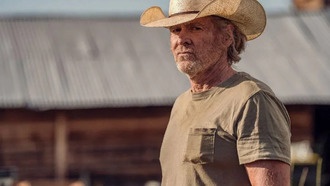 Актёры «Джокера» и «Йеллоустоуна» в шоу «ДжонБенет Рэмси» с Клайвом Оуэном