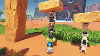 Как выбить бота из башни ботов, не давая ей рухнуть в Astro Bot