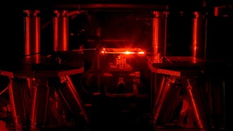 В Милане открылся первый завод по производству квантовых фотонных чипов